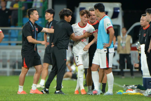 利鸿网 与韦世豪有关系吗？挑衅于根伟，王秋明的人又不是韦世豪