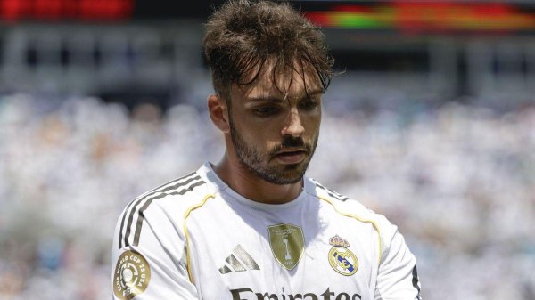 掌上策略 每体：阿森西奥逐渐边缘化，他已从皇马主力中卫沦为第四选择